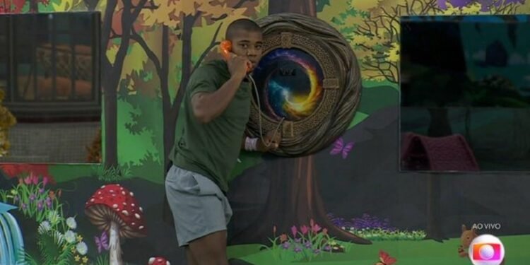 Big Fone Agita o Domingo no BBB 24: Davi está imune e distribui 9 pulseiras vermelhas